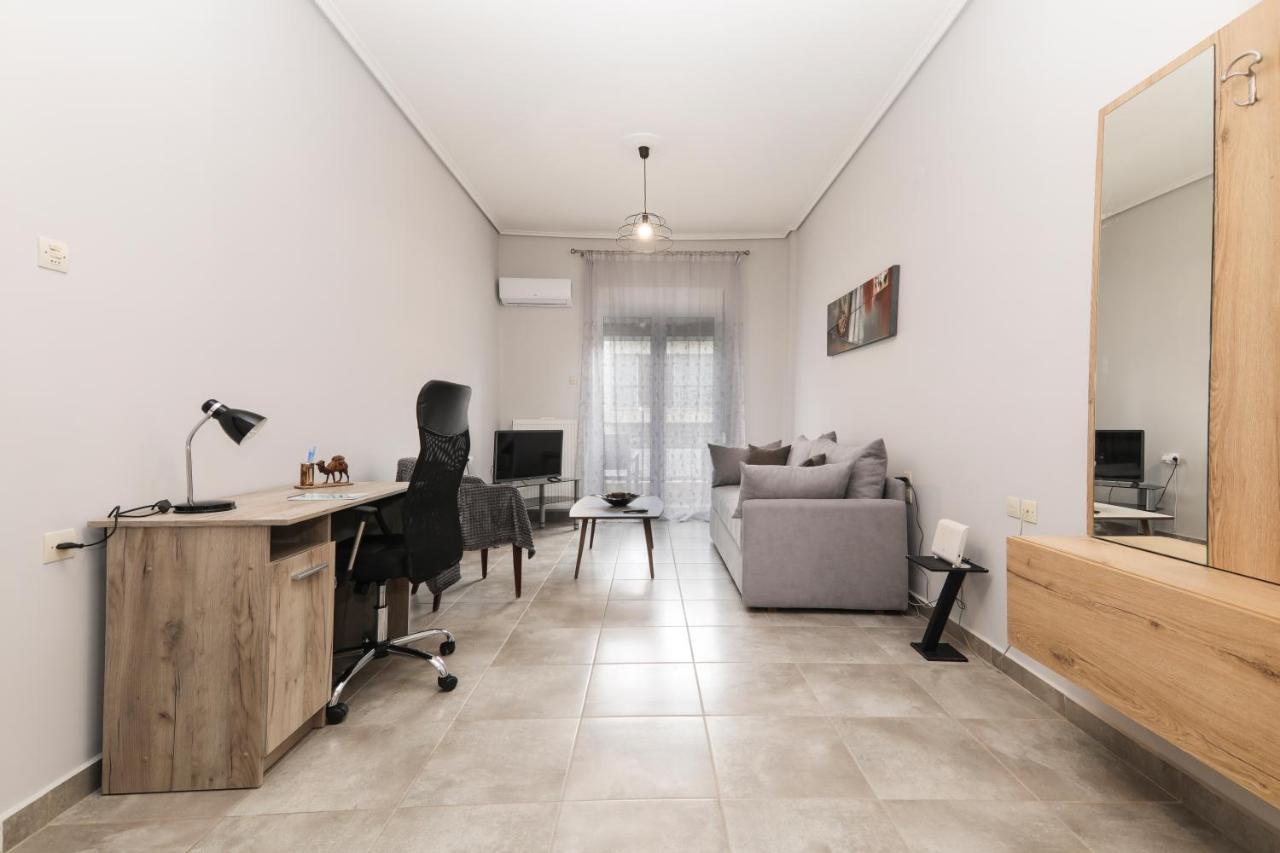 Stay Here - Διαμέρισμα Στο Κέντρο Του Βόλου Volos Exterior photo